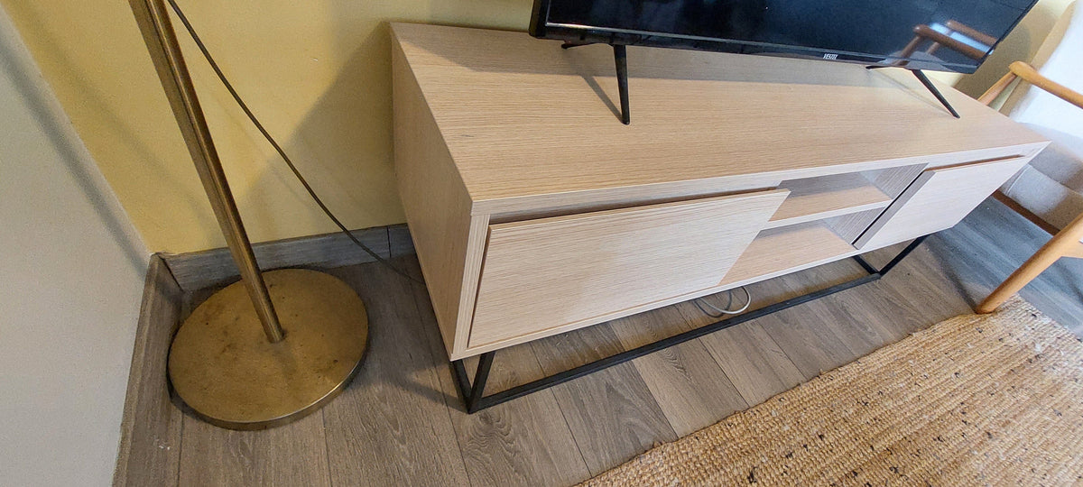 Laxus Tv Sehpası 140 cm Meşe 11431
